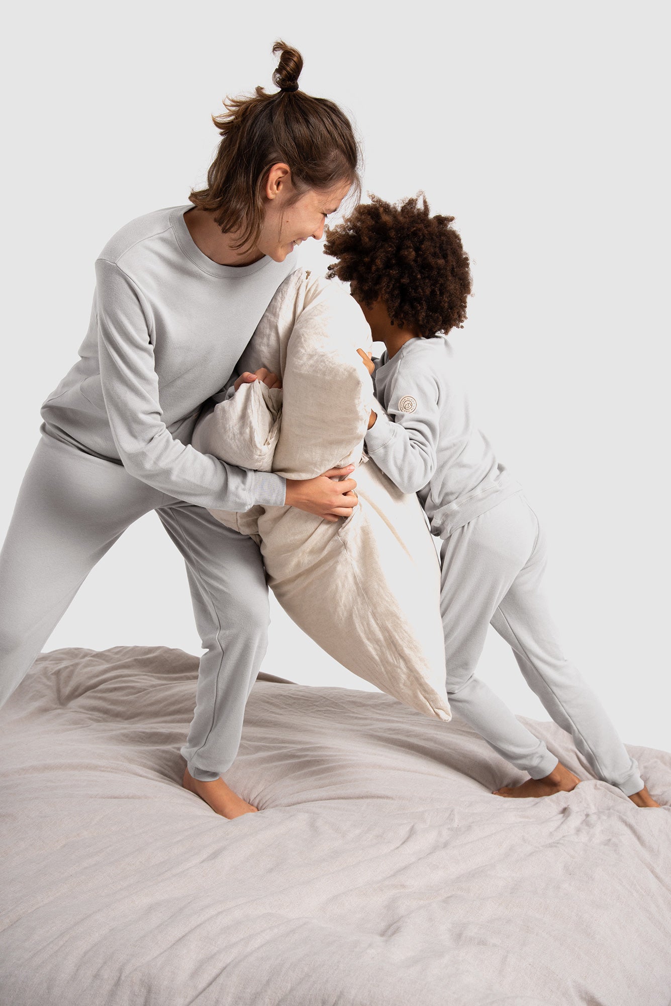 ルームウェア・パジャマ a-jolie ROOMWEAR BOOK GRAY special ver. TENCEL™ Pajamas & Cooling Sleepwear - SIJO – Sijo